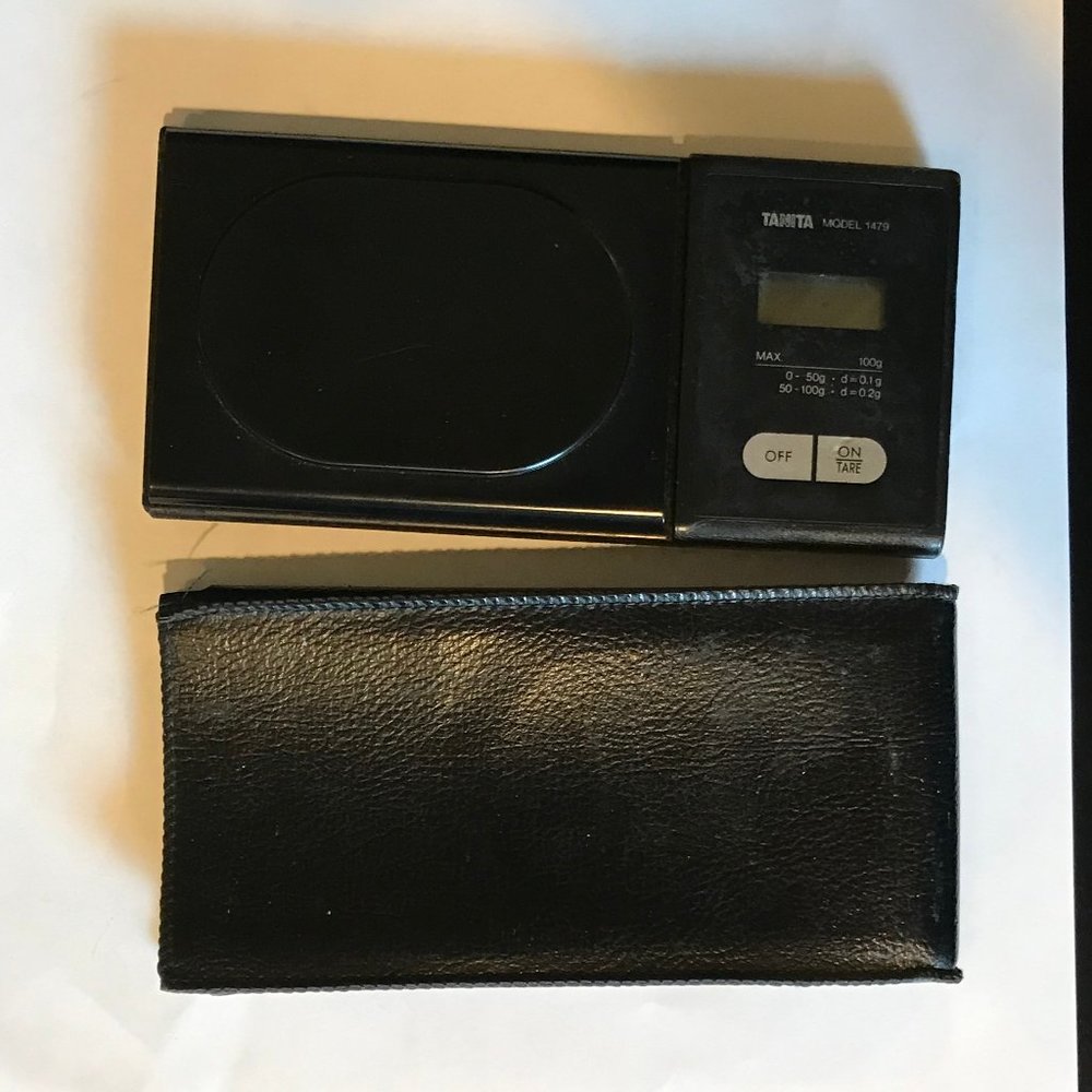 TANITA MODEL 1479 PROFESSIONAL DIGITAL MINI SCALE WITH CARRY CASE
